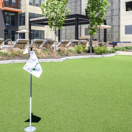 Access to resident-only features a putting green